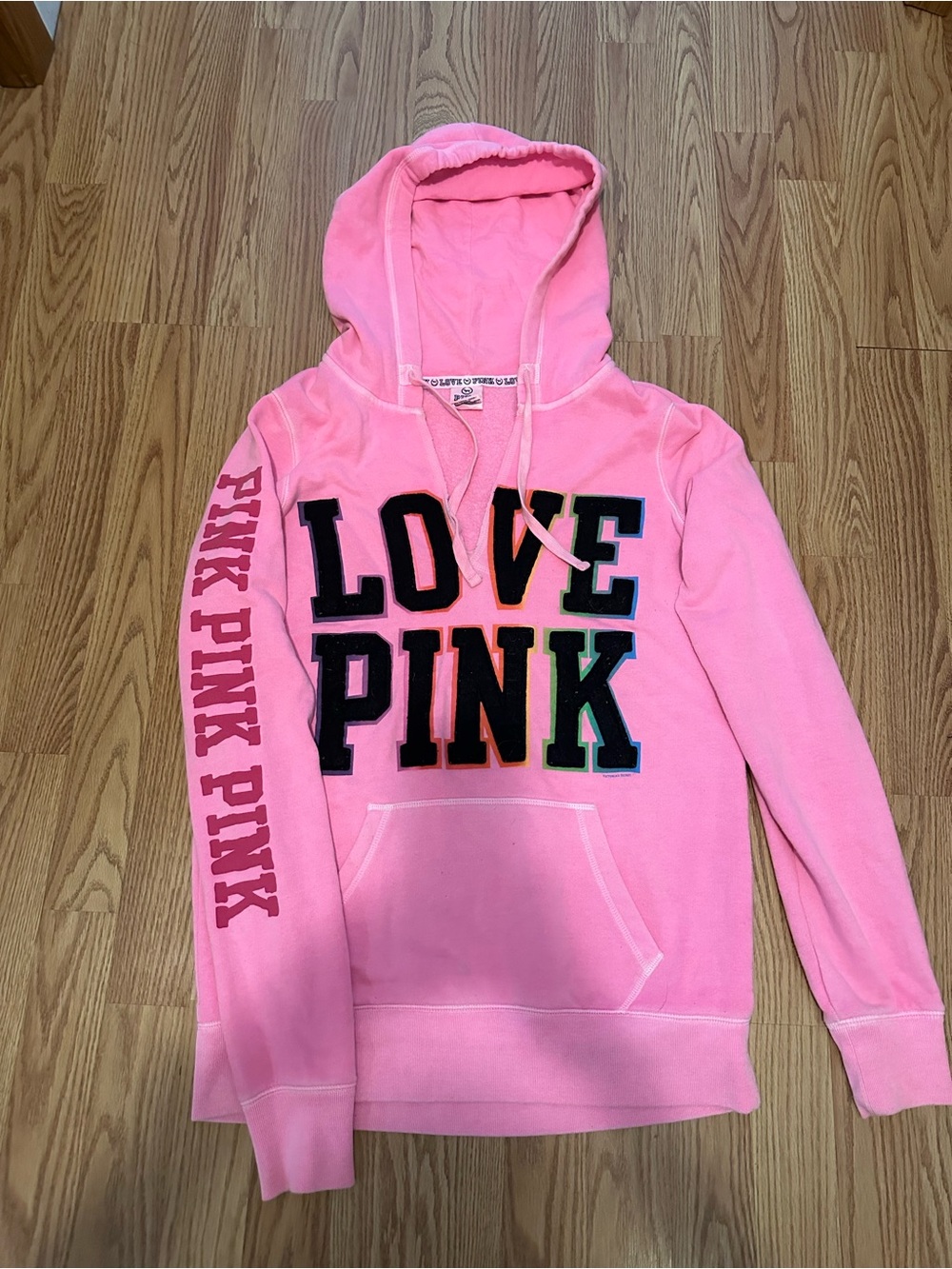 Victoria’s Secret Pink Vintage Rainbow Ombre V Neck Hoodie M